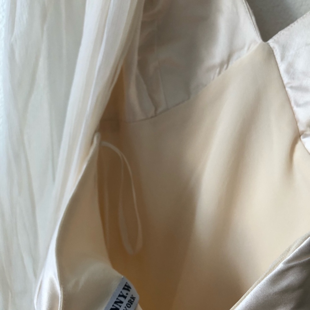 Draped ivory wedding dress silk and chiffon NWOT - Picture 6 of 8